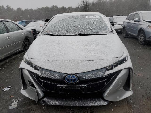  TOYOTA PRIUS 2017 Серебристый