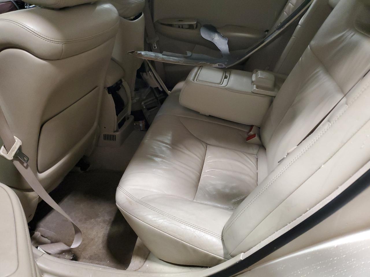 2003 Lexus ES - Image 10