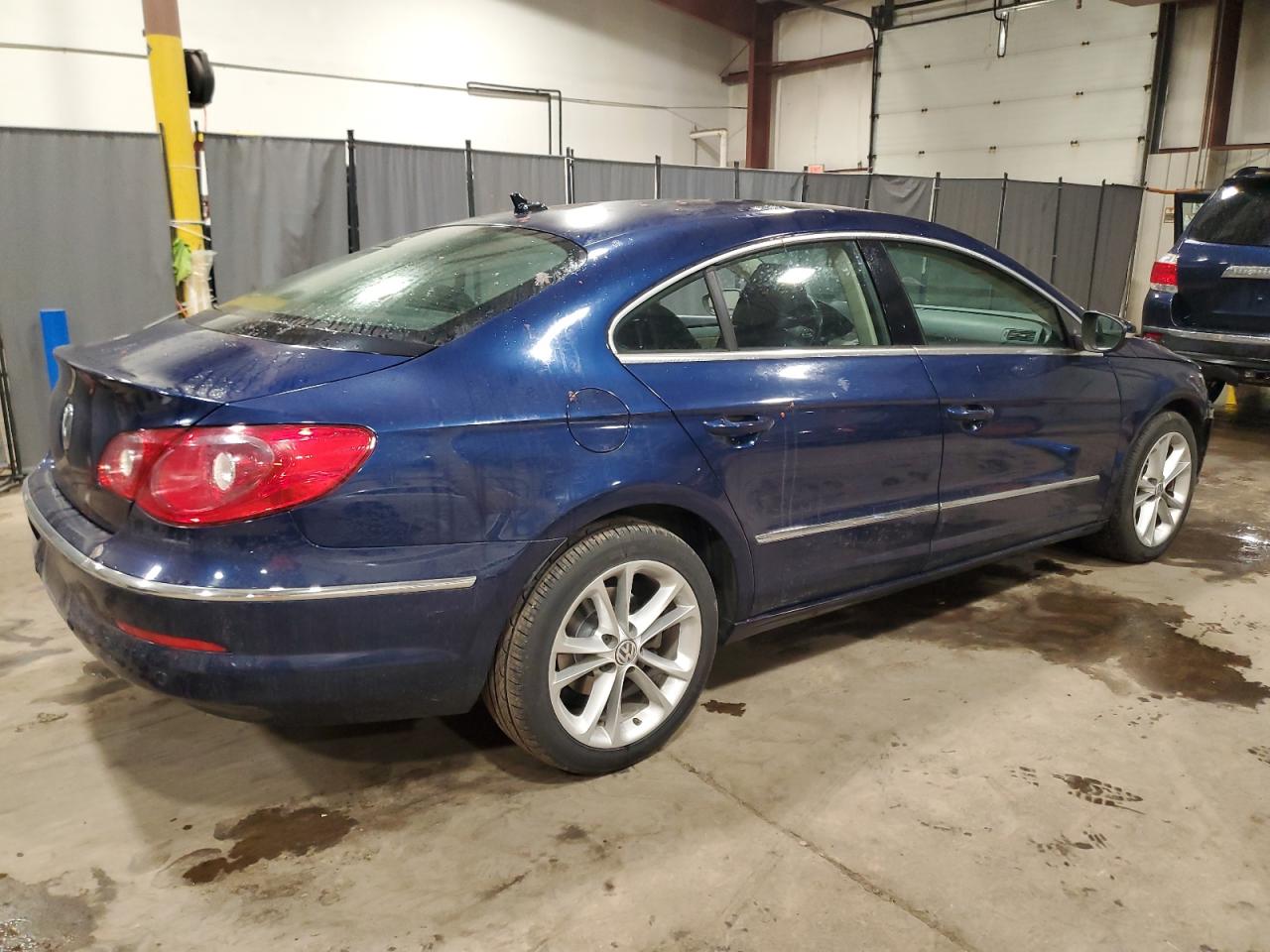 2009 Volkswagen Passat CC - Image 3