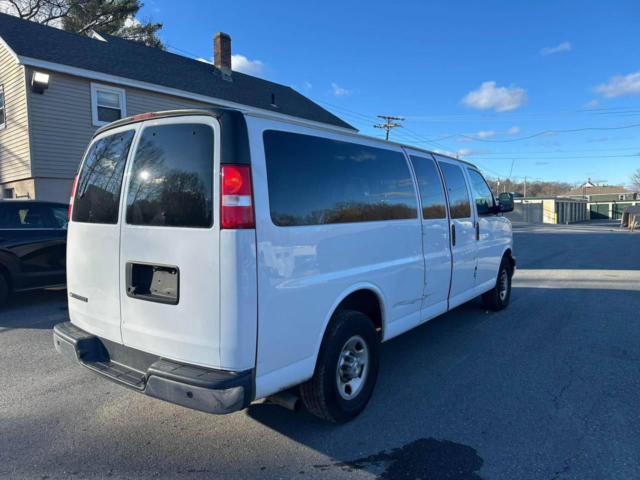 VIN: 1GAZGNFPXM1170072 2021 CHEVROLET EXPRESS