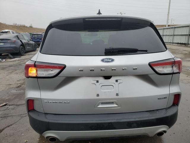  FORD ESCAPE 2020 Srebrny