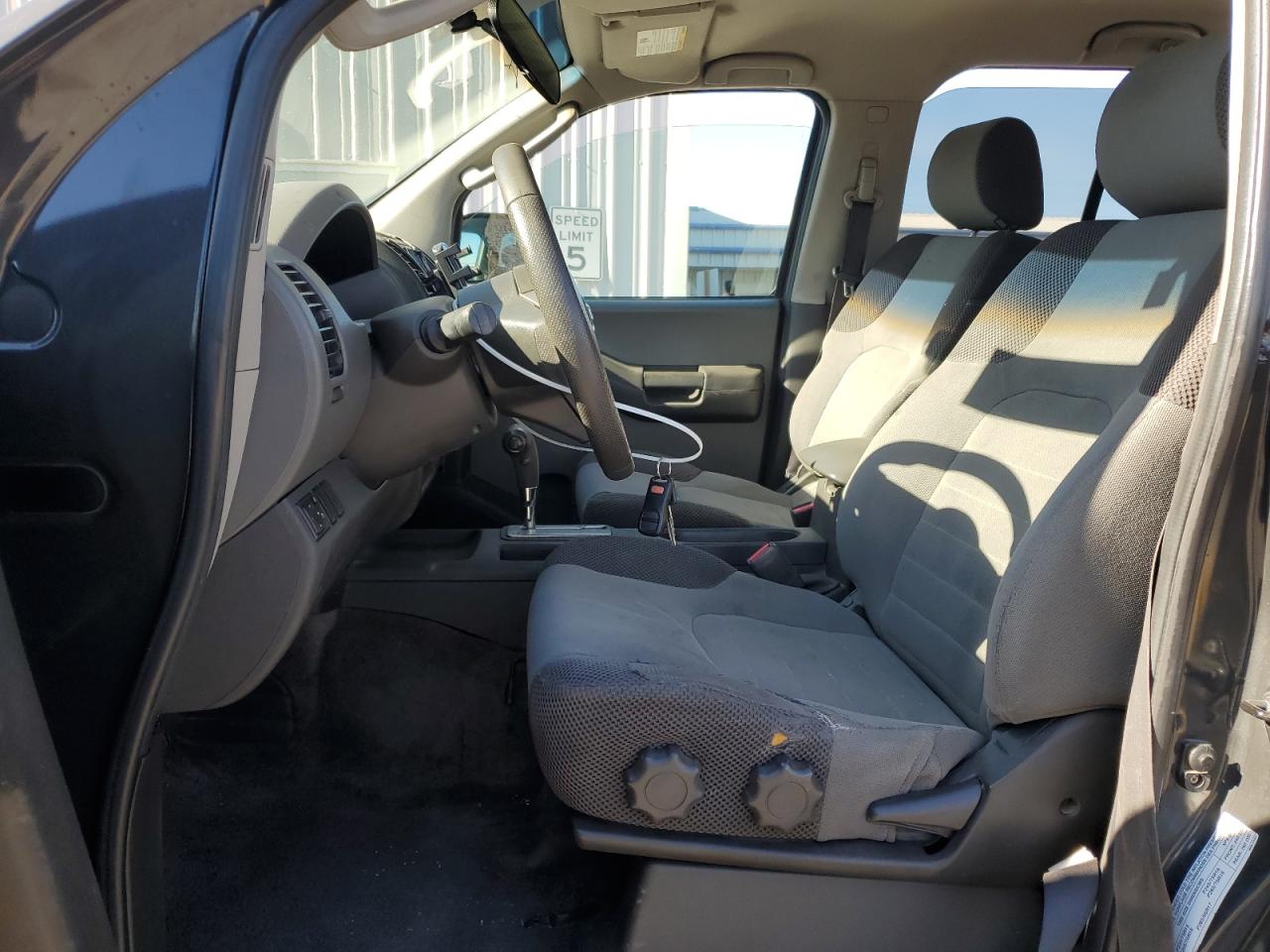 2005 Nissan XTerra - Image 7