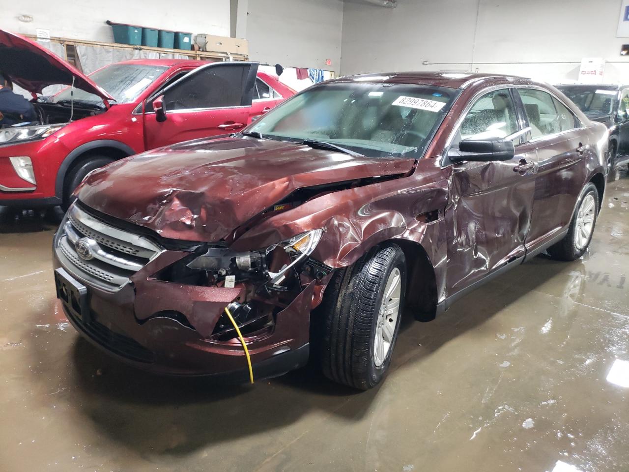 2010 Ford Taurus - Image 1