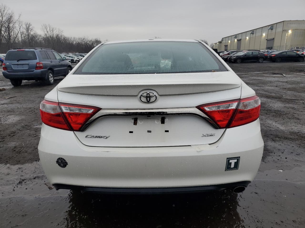 VIN 4T1BF1FK1GU613992 2016 TOYOTA CAMRY no.6