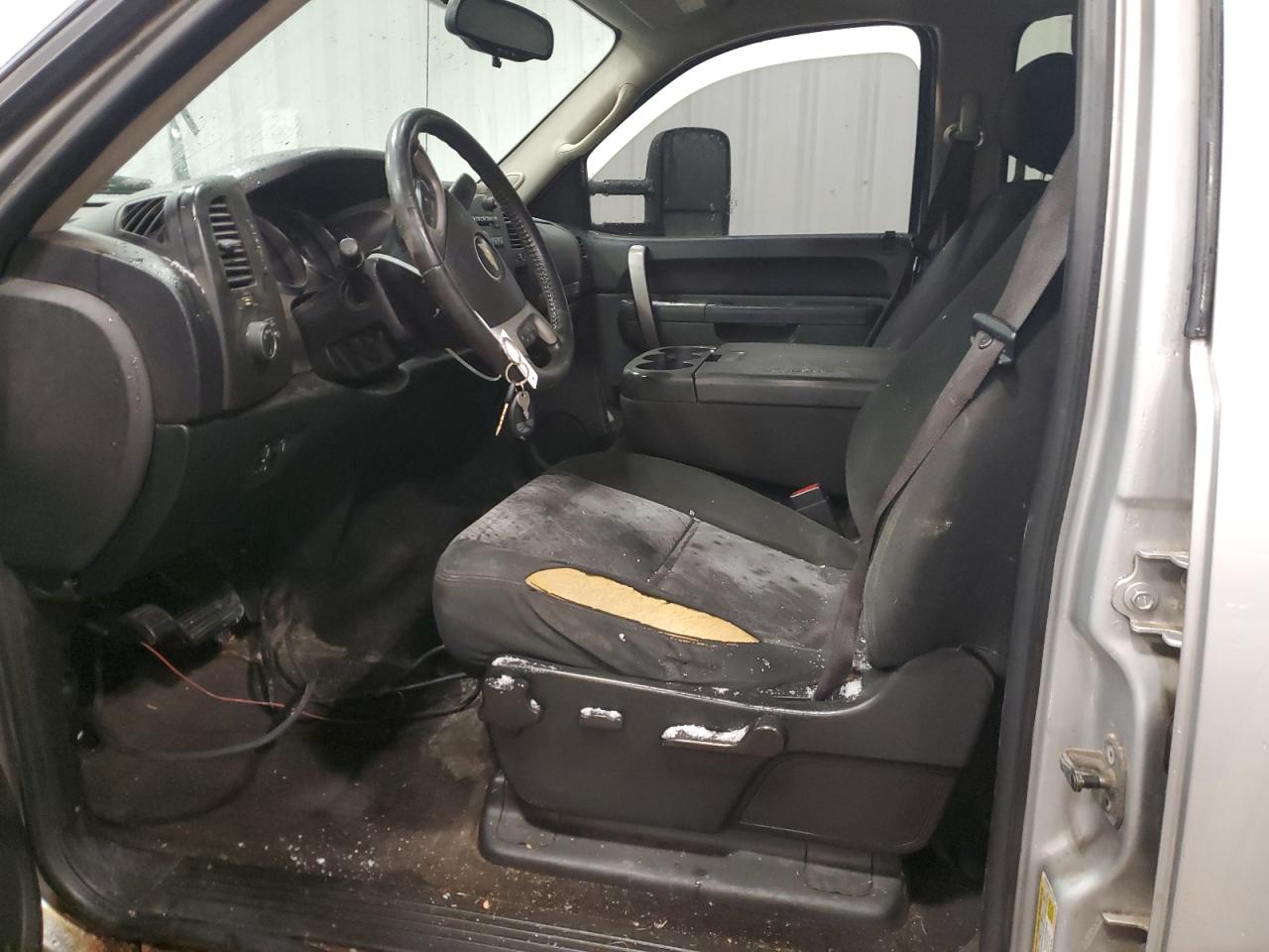 2010 Chevrolet Silverado - Image 7