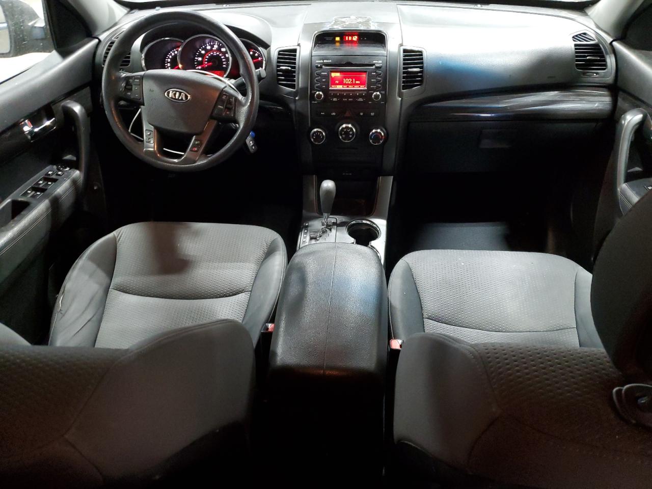 2011 Kia Sorento - Image 8