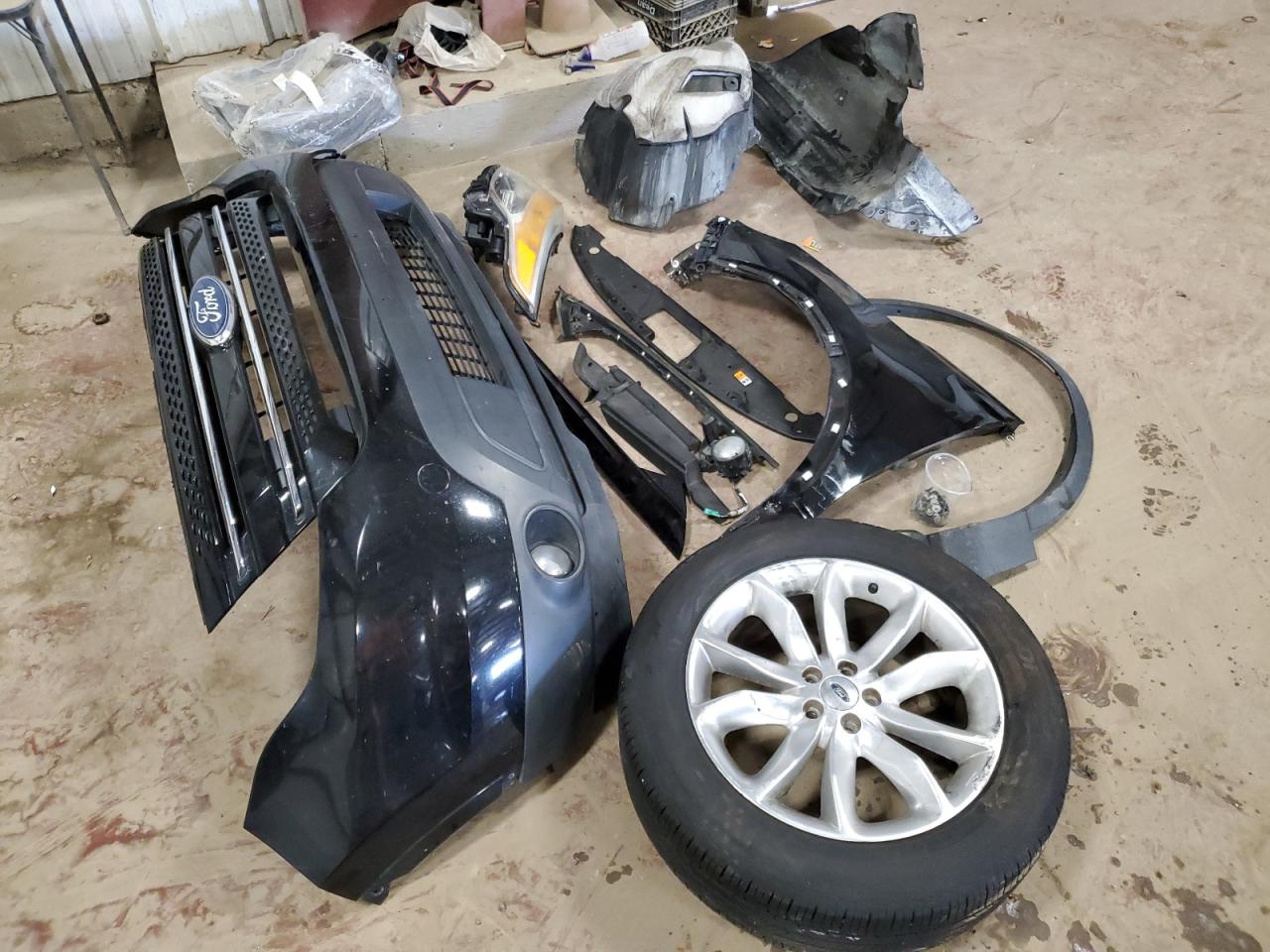 2011 Ford Explorer - Image 13