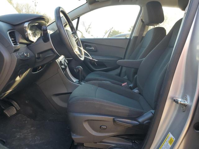  CHEVROLET TRAX 2017 Сріблястий