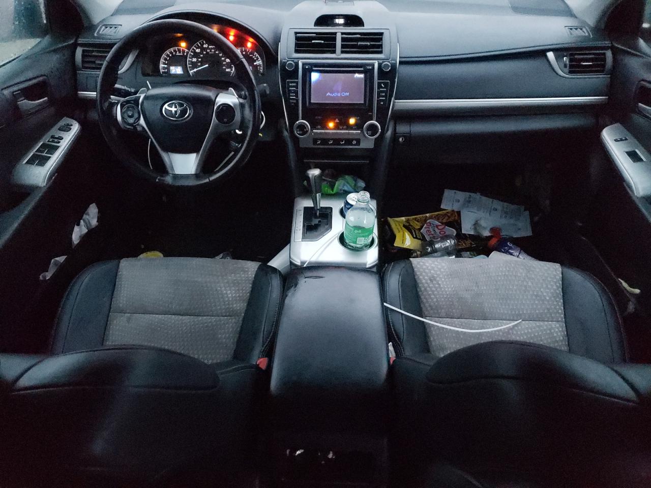 2013 Toyota Camry - Image 8