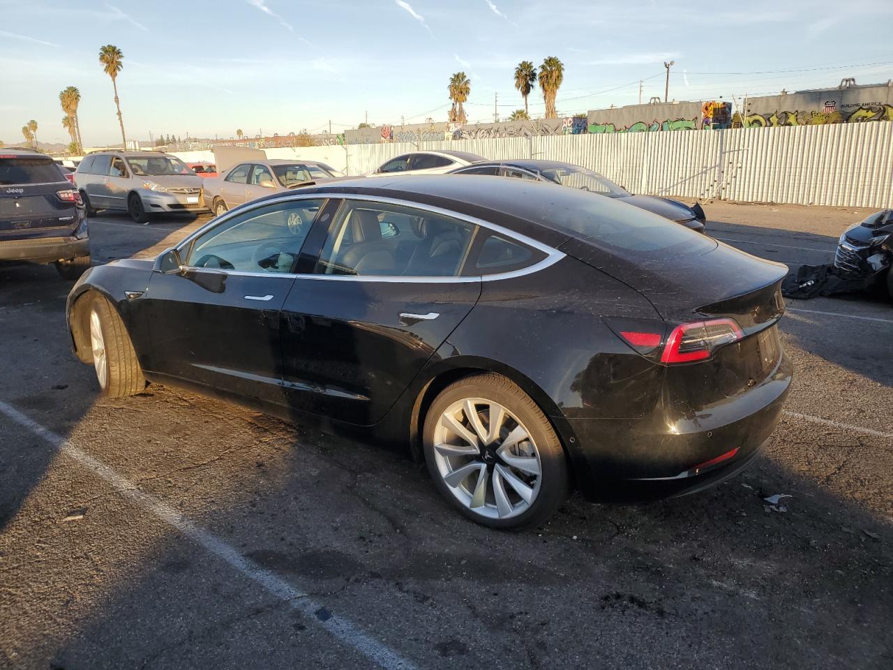 VIN 5YJ3E1EA9JF061209 2018 TESLA MODEL 3 no.2