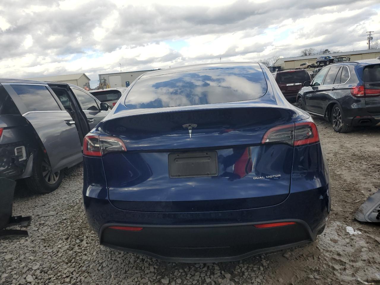 VIN 5YJYGDEE0MF116364 2021 TESLA MODEL Y no.6