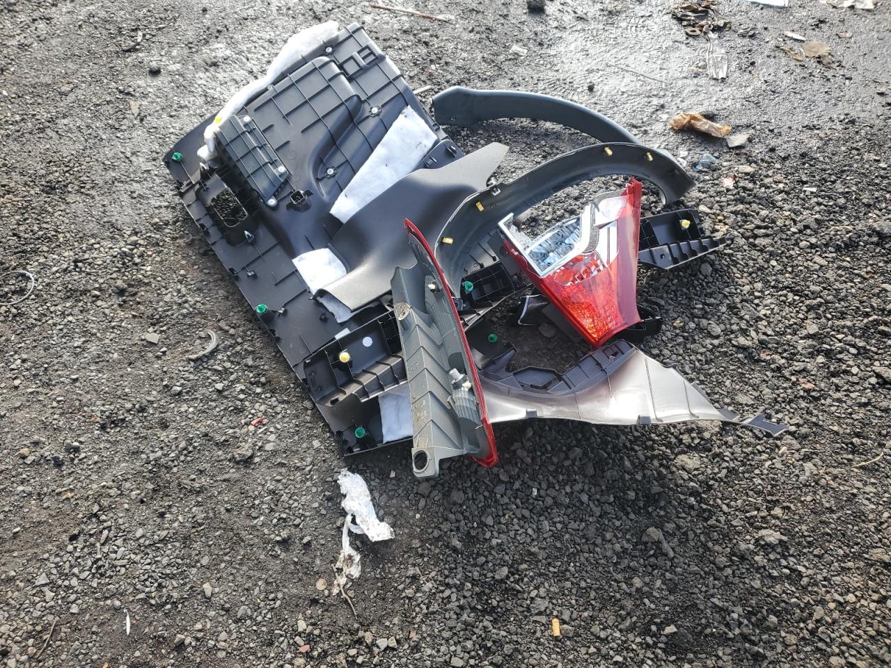 2012 Honda CR-V - Image 13