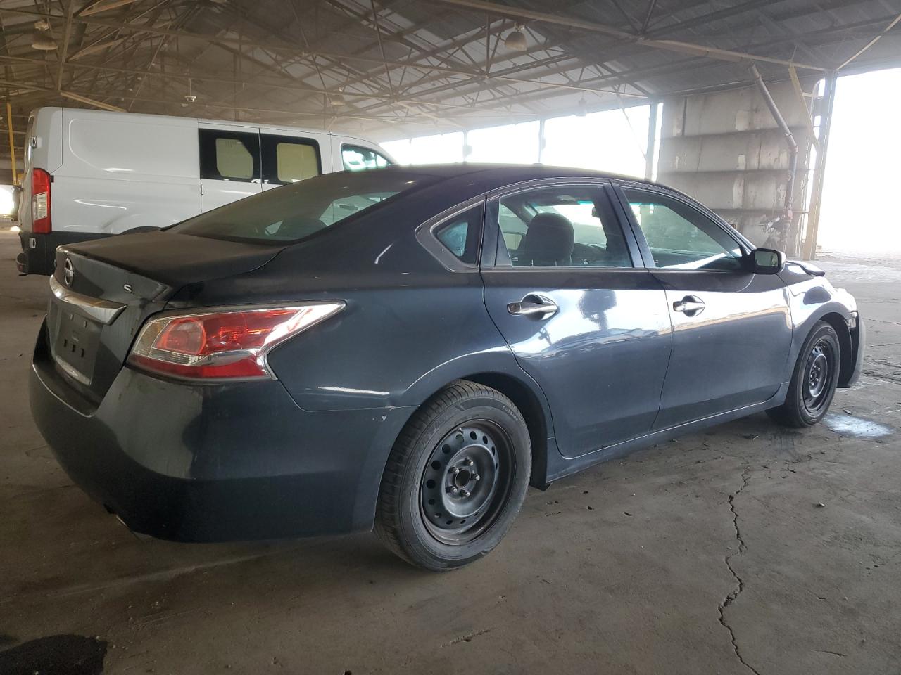 2015 Nissan Altima - Image 3