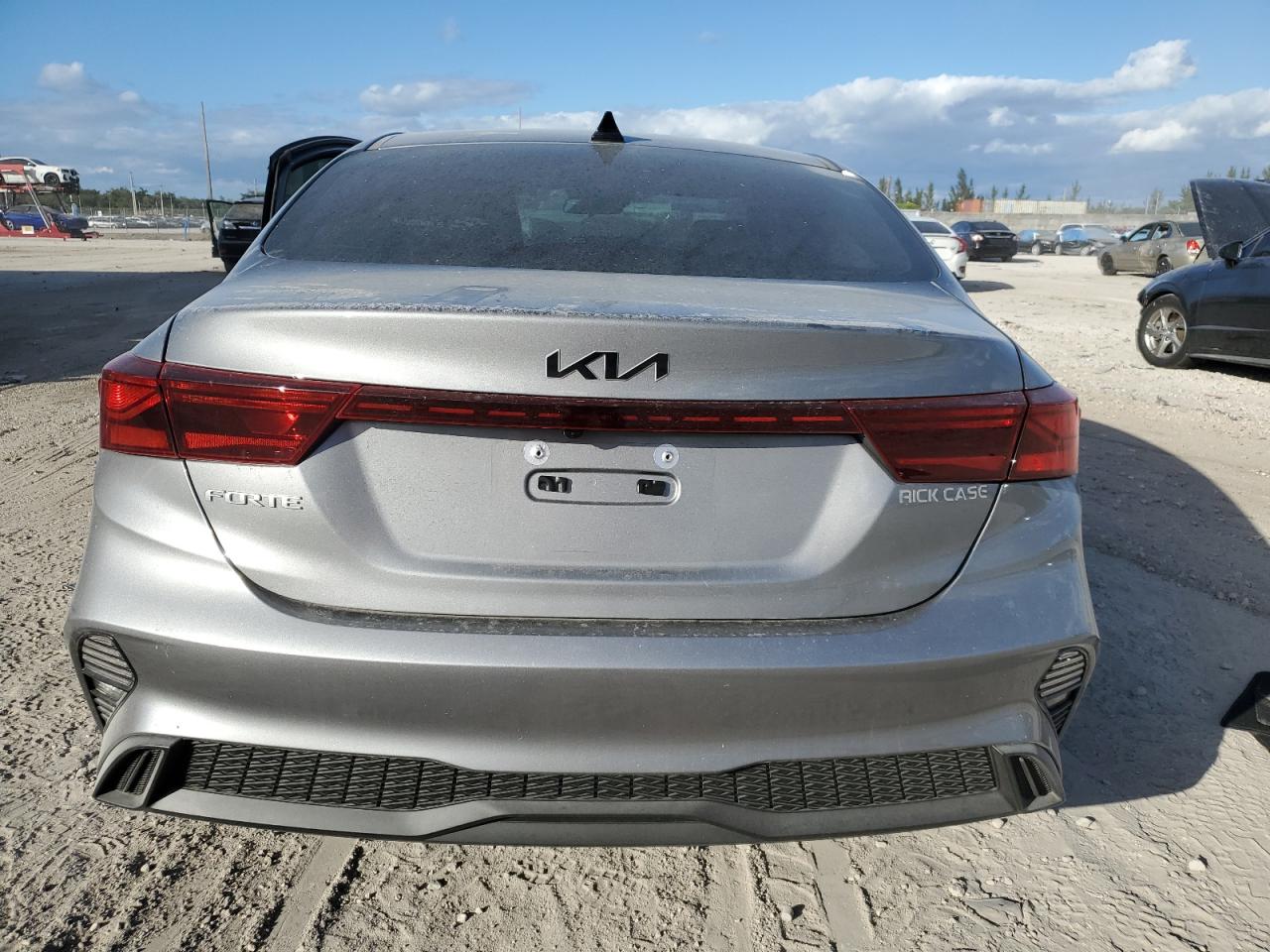 2024 Kia Forte Lx VIN: 3KPF24AD3RE721950 Lot: 83192594