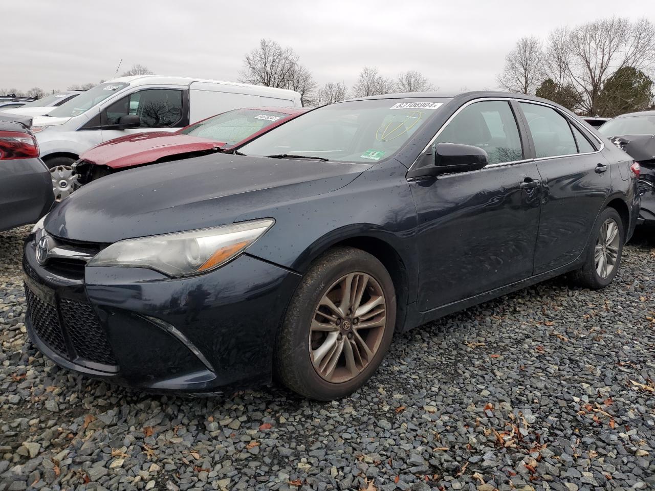 VIN 4T1BF1FK9GU215610 2016 TOYOTA CAMRY no.1