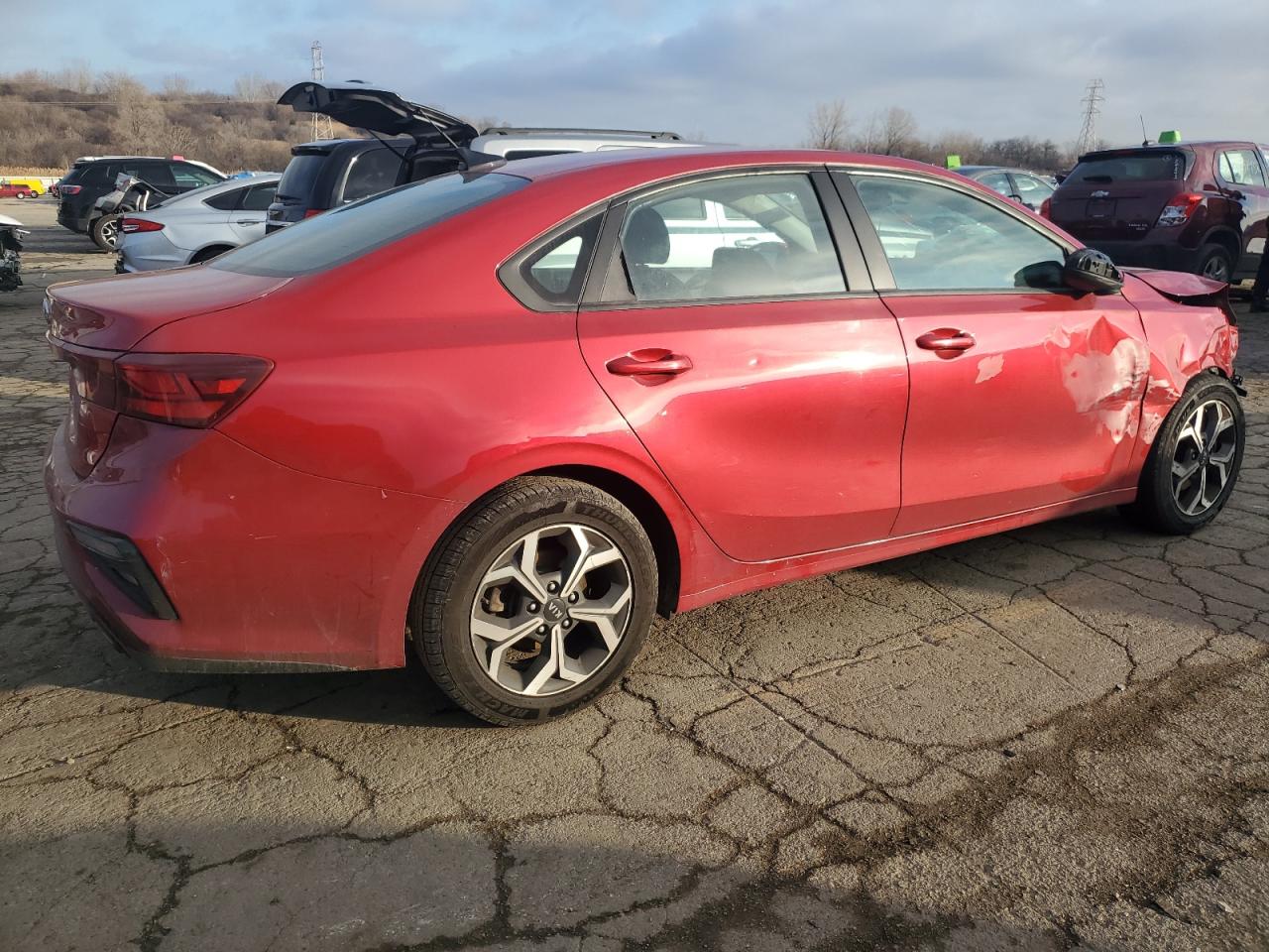 VIN 3KPF24AD5ME346975 2021 KIA FORTE no.3