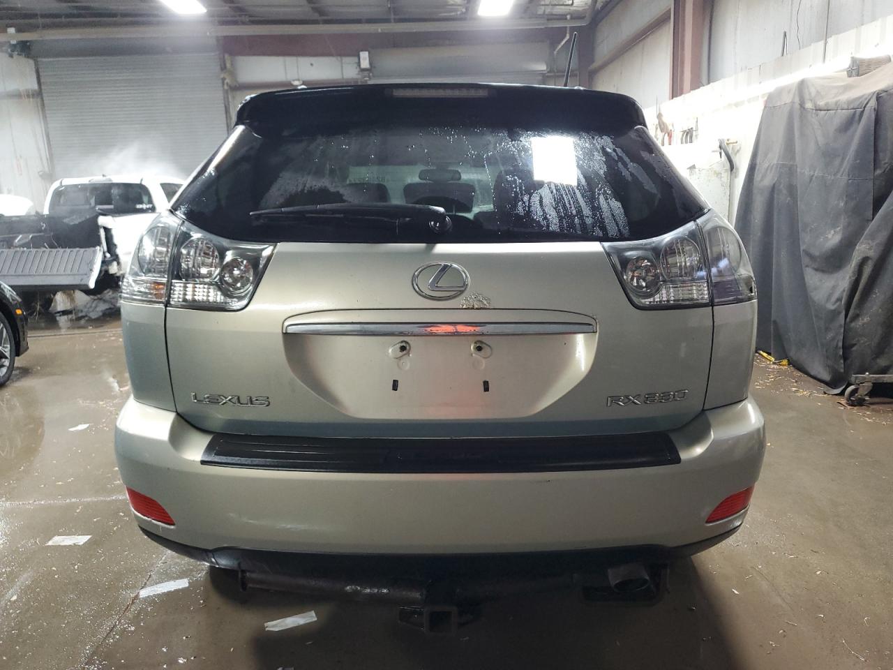 2004 Lexus RX - Image 6