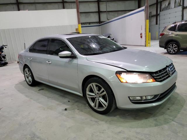  VOLKSWAGEN PASSAT 2013 Silver