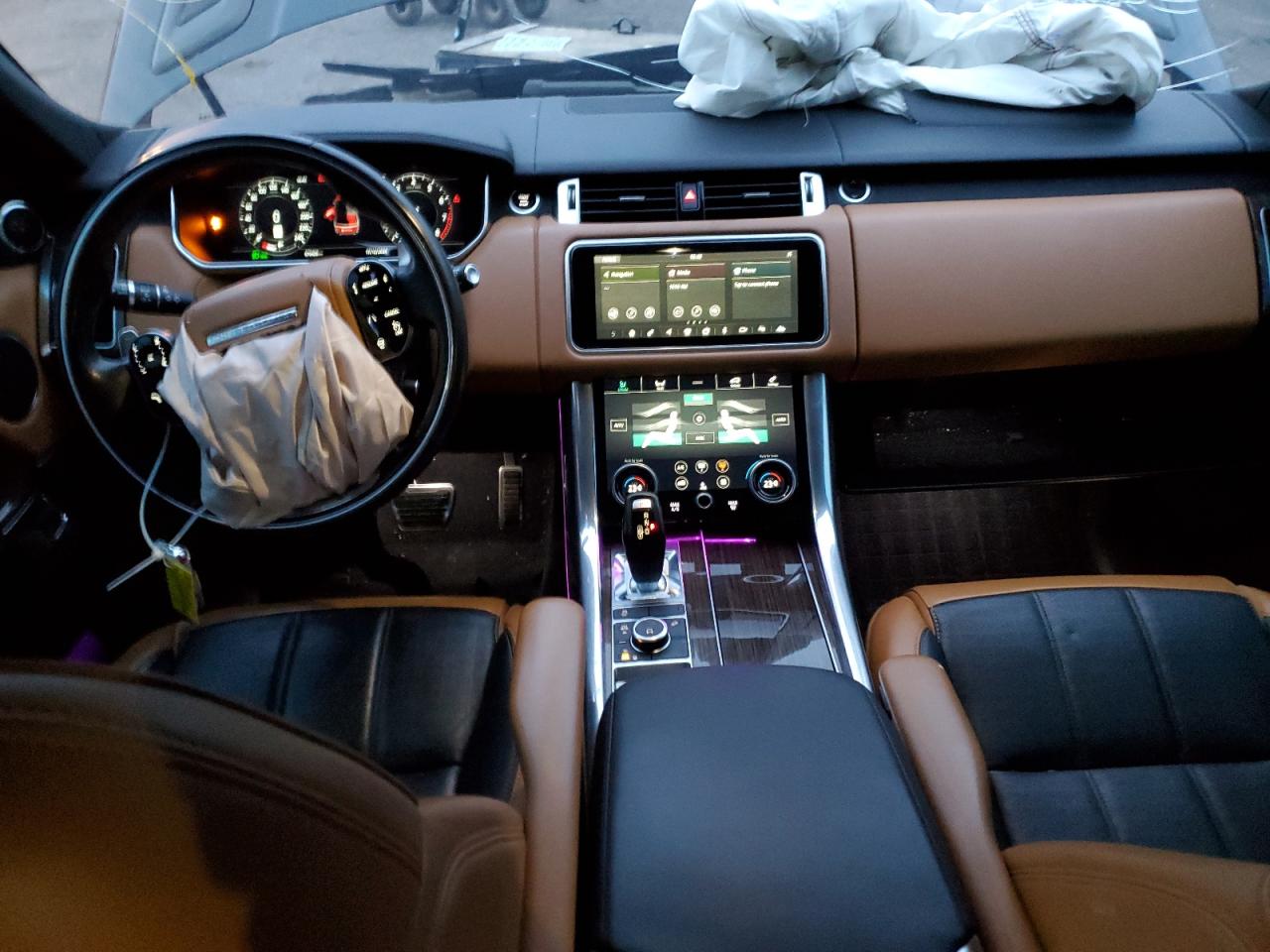 2018 Land Rover Range Rover - Image 8