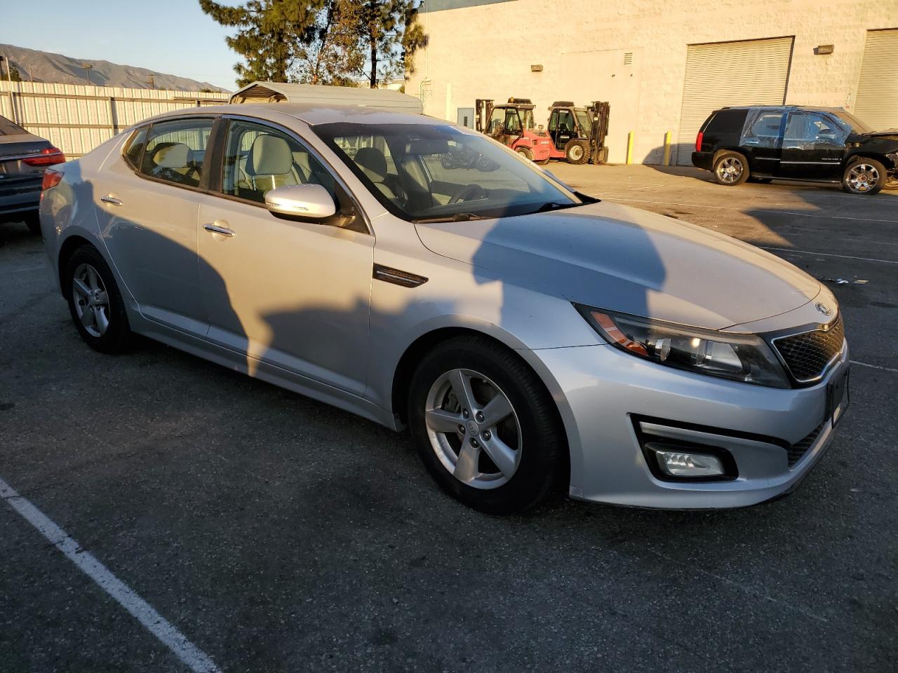 VIN 5XXGM4A78EG261372 2014 KIA OPTIMA no.4