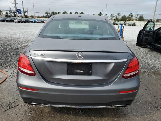  MERCEDES-BENZ E-CLASS 2017 Szary