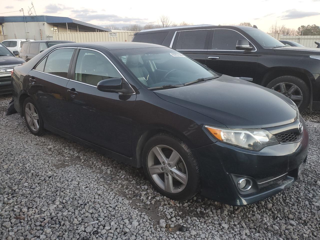 VIN 4T1BF1FK7DU259889 2013 TOYOTA CAMRY no.4