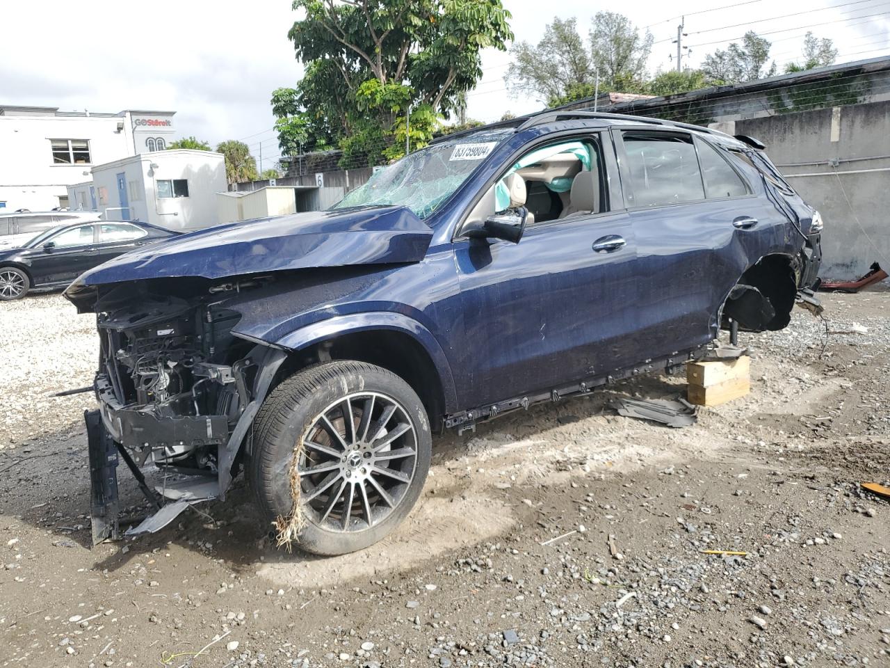 4JGFB4JB2MA482557 2021 MERCEDES-BENZ GLE - Image 1