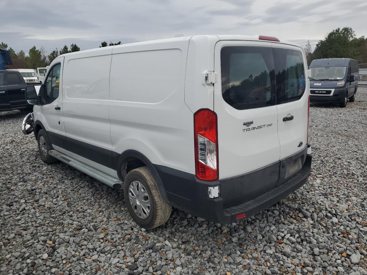 2022 Ford Transit - Image 3