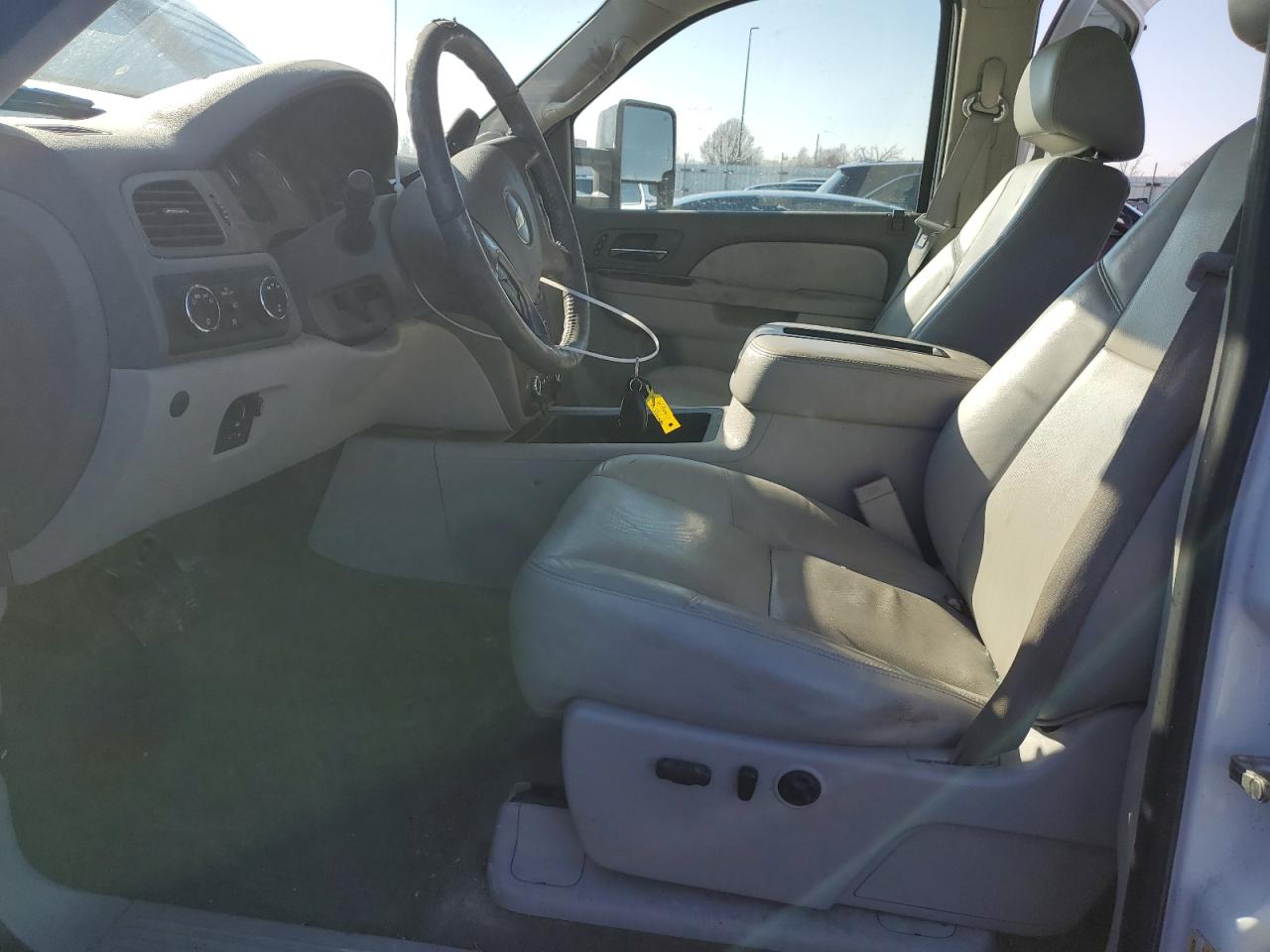 2012 Chevrolet Silverado - Image 7