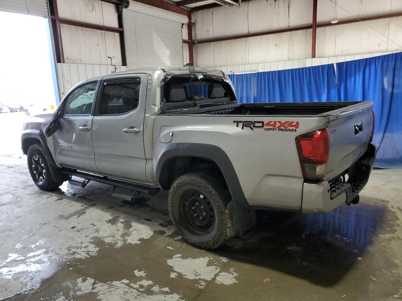 2019 Toyota Tacoma - Image 2