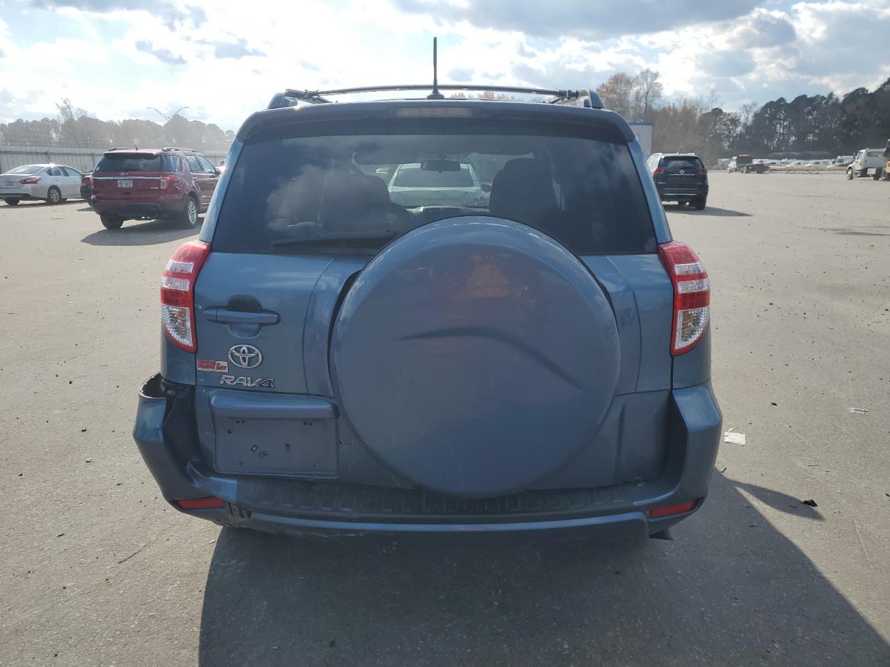 2012 Toyota RAV 4 - Image 6