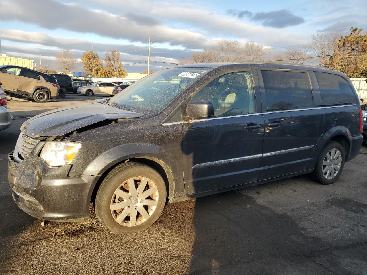 2014 Chrysler Town & Country - Image 1