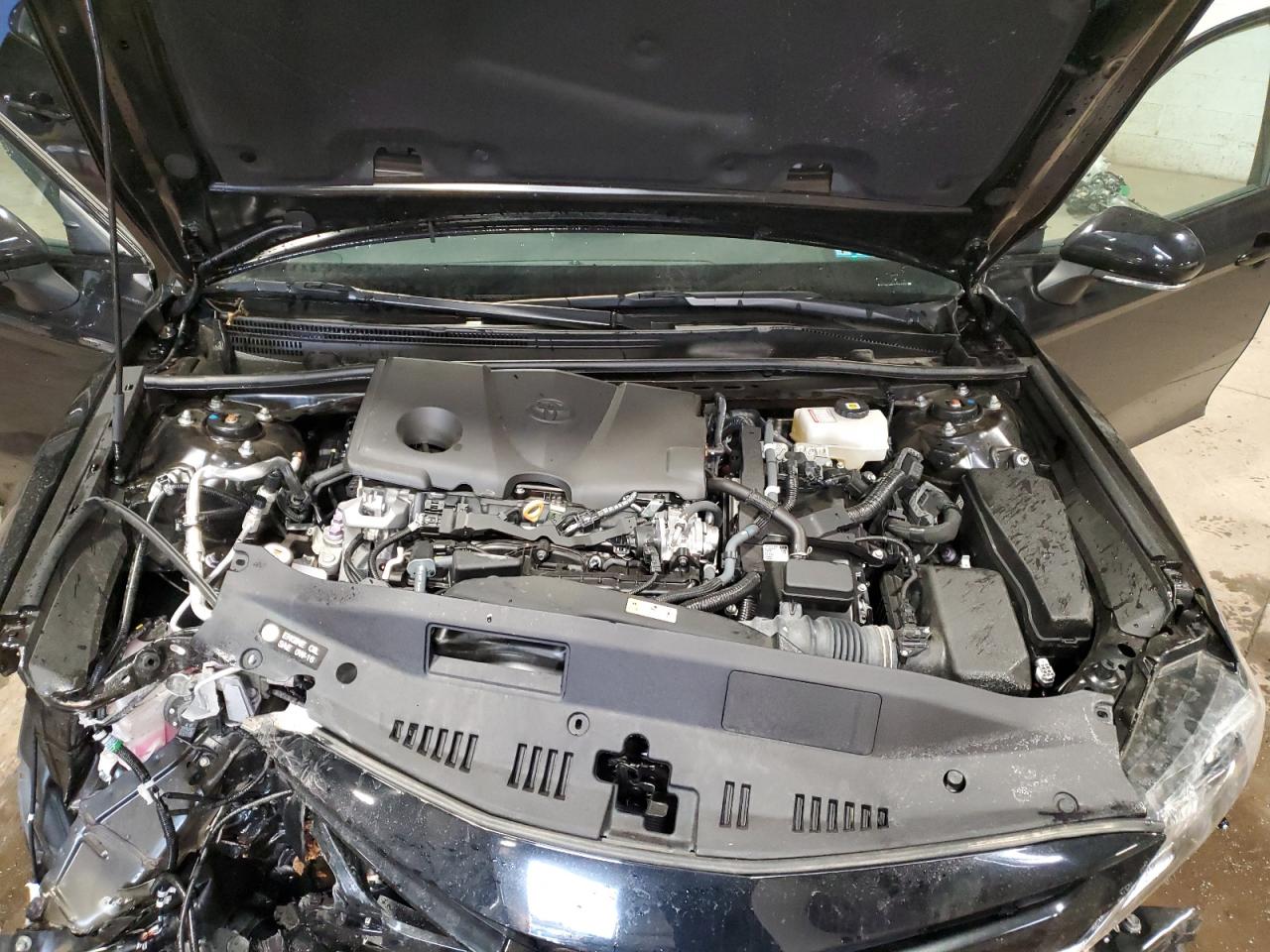 2023 Toyota Camry - Image 11