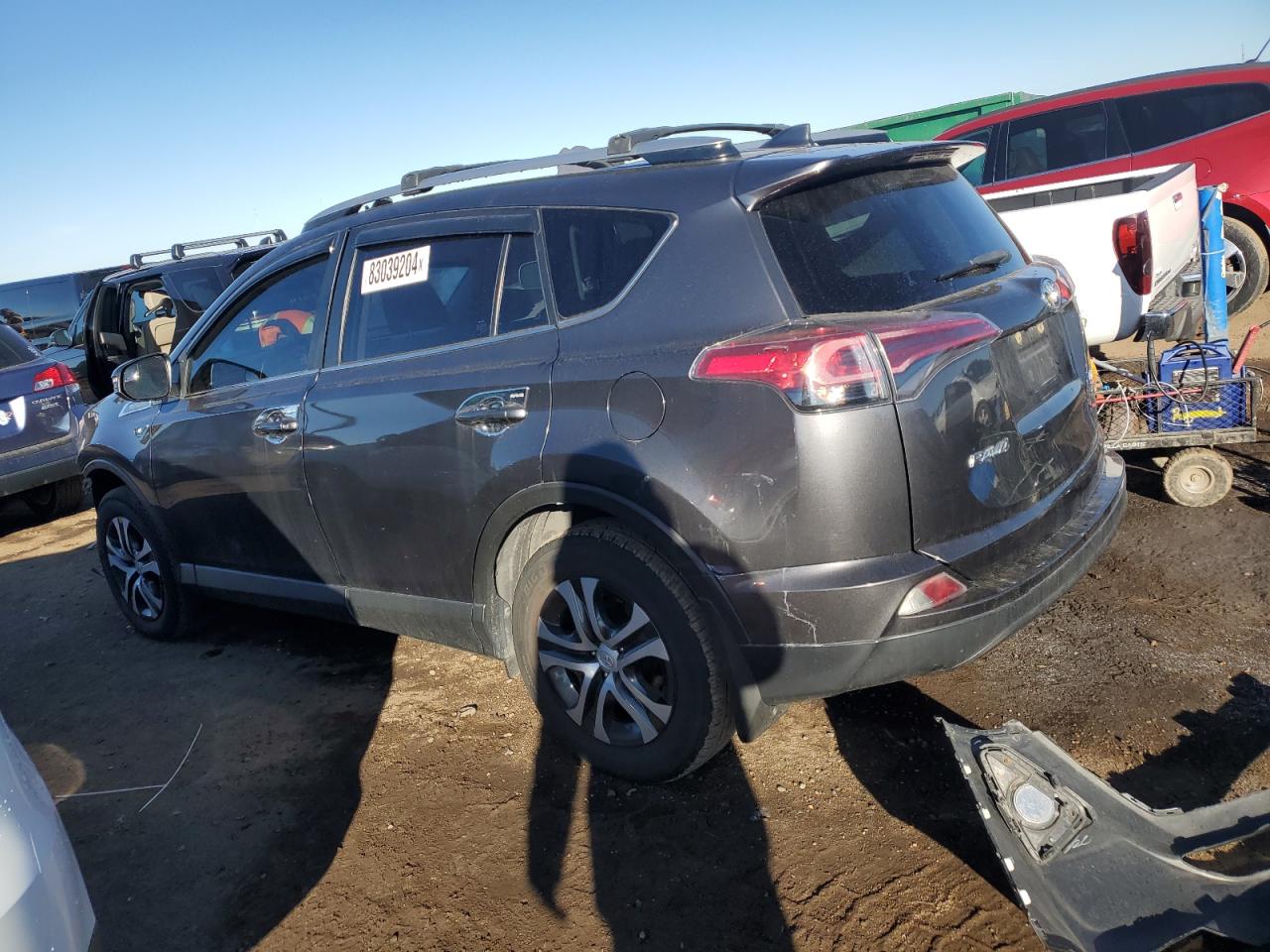 JTMBFREV6HJ713698 2017 TOYOTA RAV 4 - Image 2