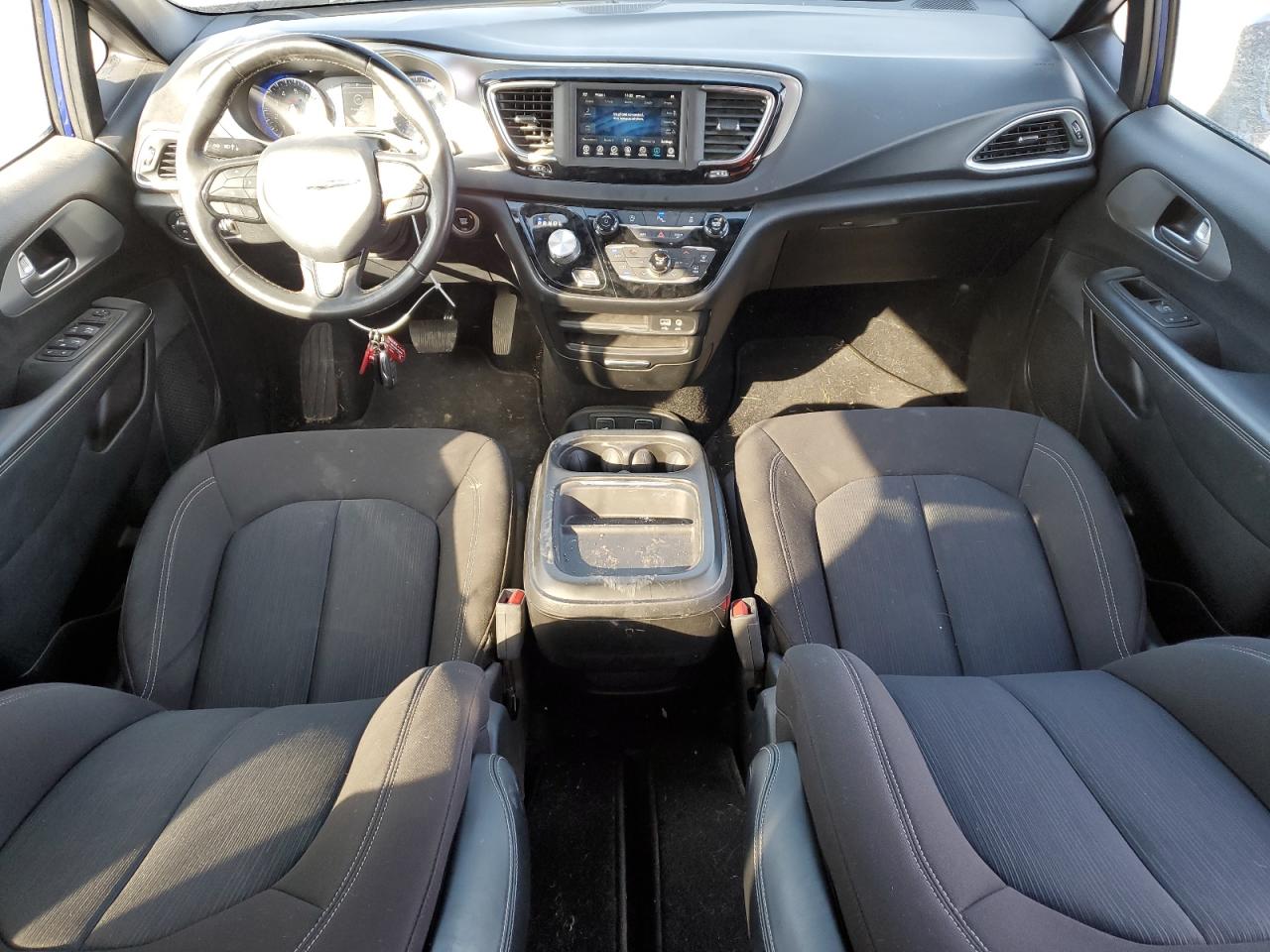 2020 Chrysler Pacifica Touring VIN: 2C4RC1FG4LR229946 Lot: 82156414