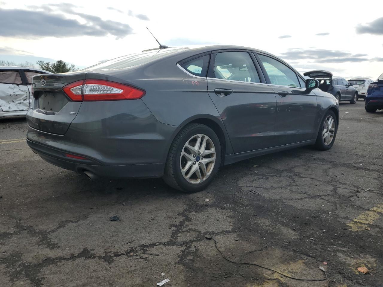 VIN 3FA6P0H76FR218272 2015 FORD FUSION no.3