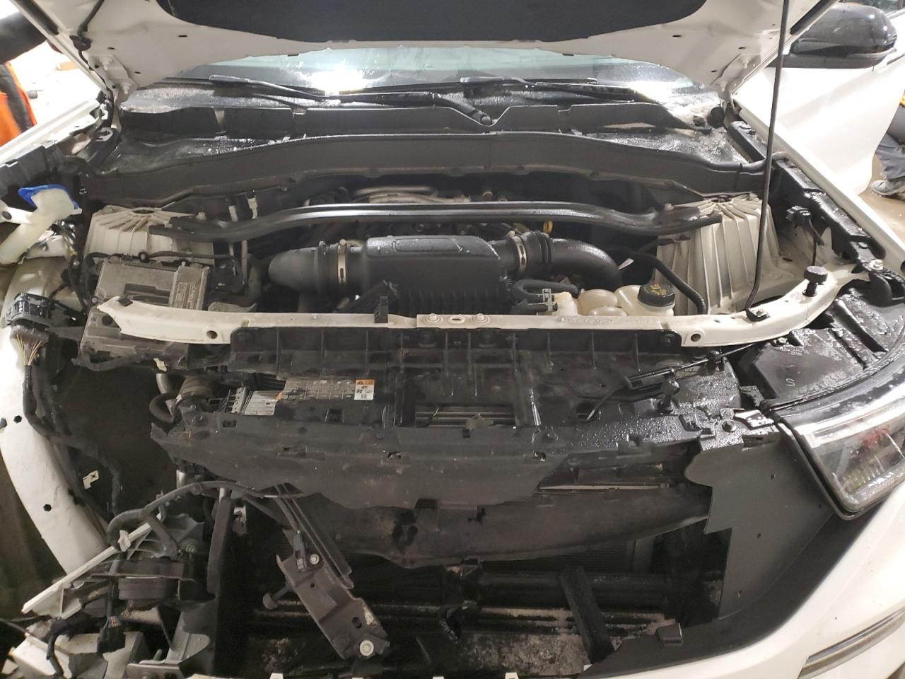 2020 Ford Explorer - Image 12