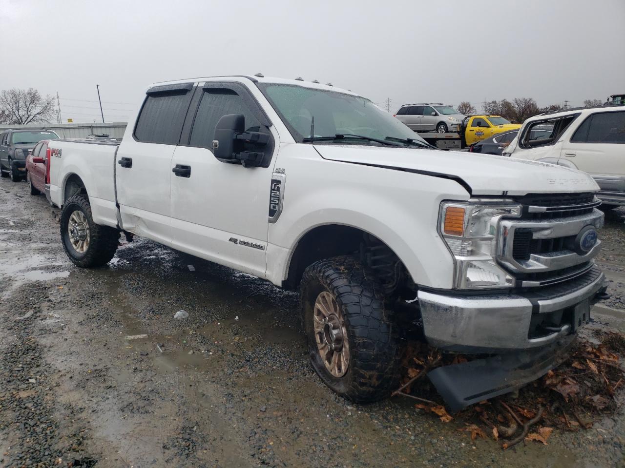 2022 Ford F250 - Image 4
