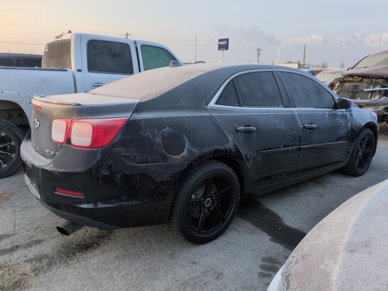 VIN 1G11G5SX3DF341721 2013 CHEVROLET MALIBU no.4