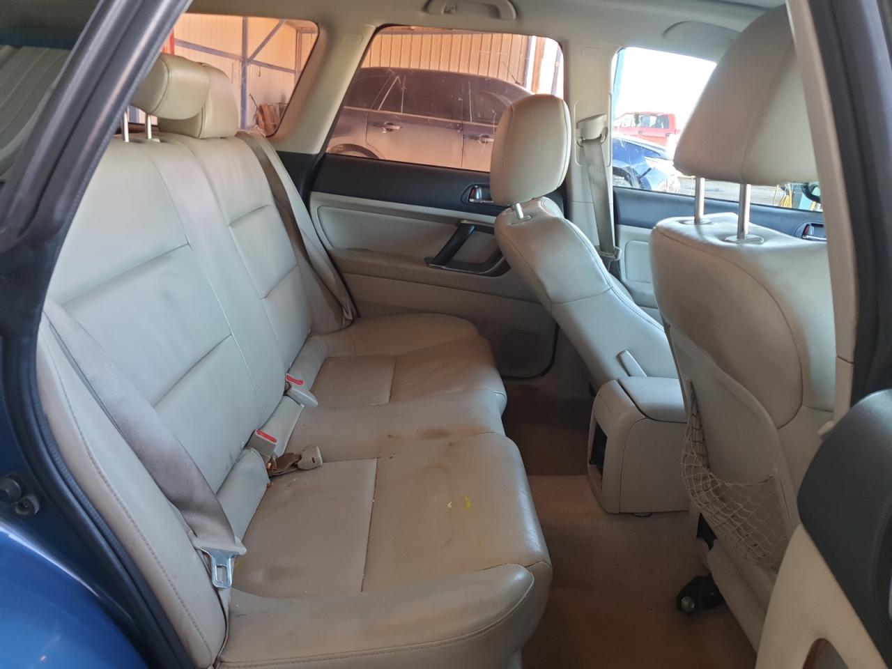 2008 Subaru Outback - Image 11