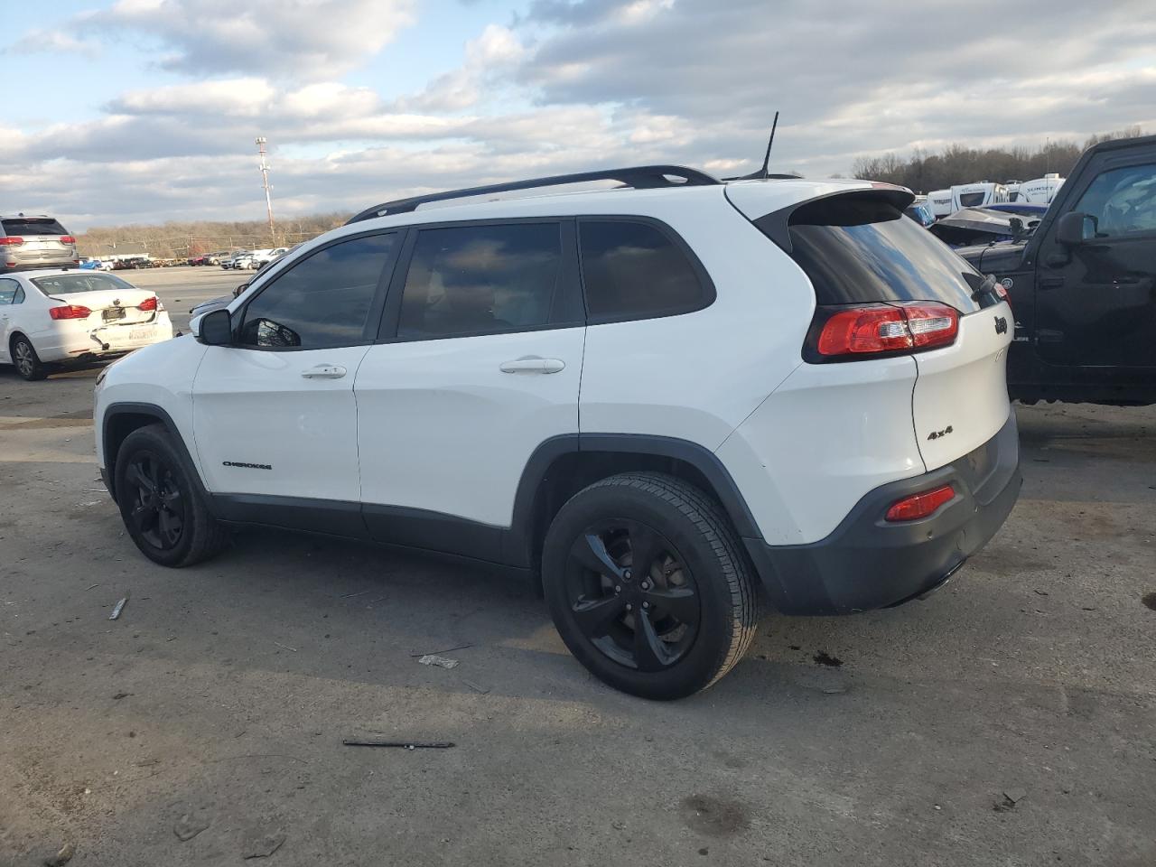 1C4PJMDB8JD514915 2018 JEEP GRAND CHEROKEE - Image 2