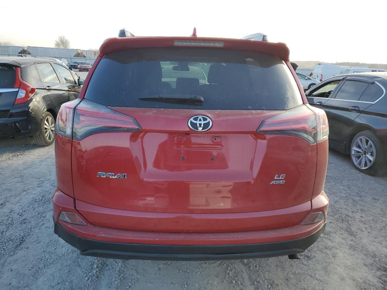 VIN JTMBFREV9HJ163851 2017 TOYOTA RAV4 no.6