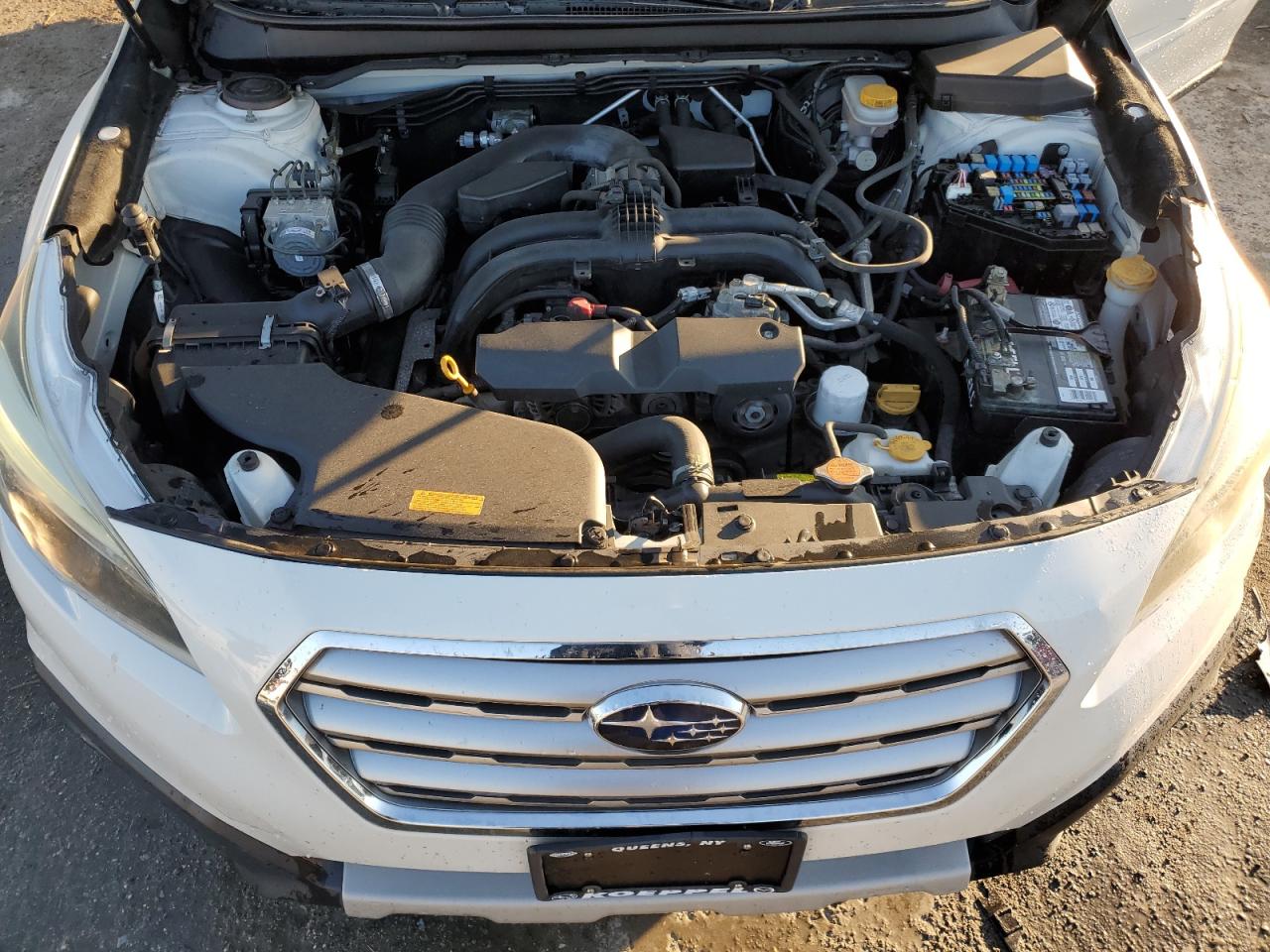 2015 Subaru Outback - Image 12