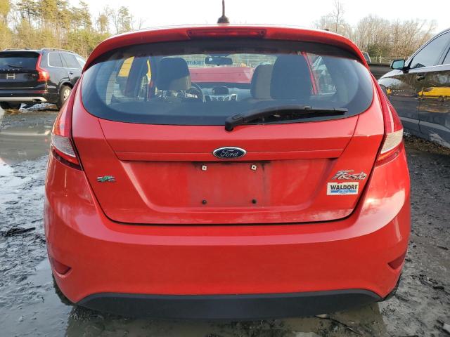  FORD FIESTA 2013 Красный