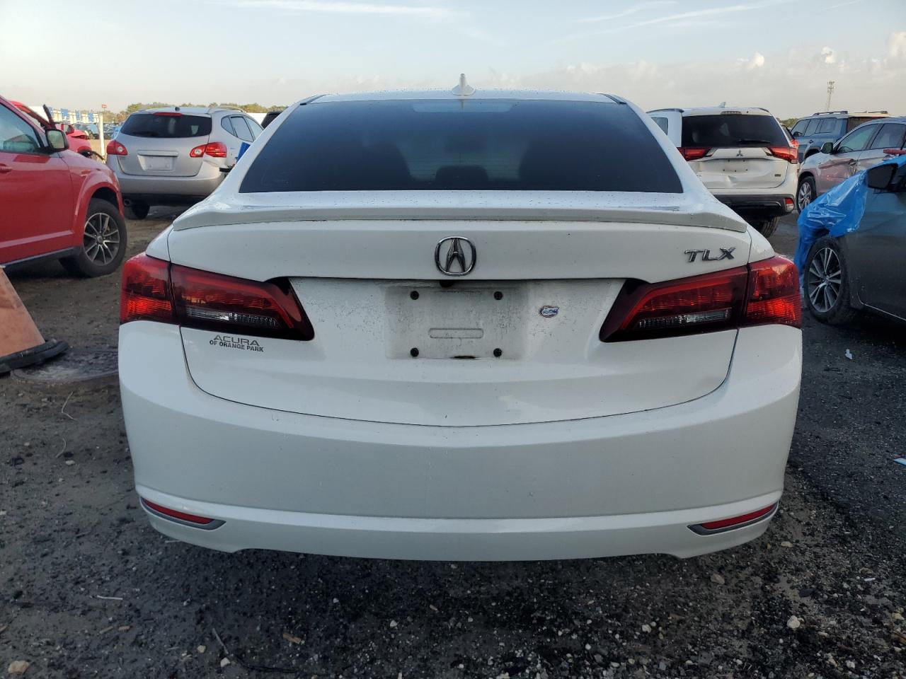 VIN 19UUB2F53HA003041 2017 ACURA TLX no.6