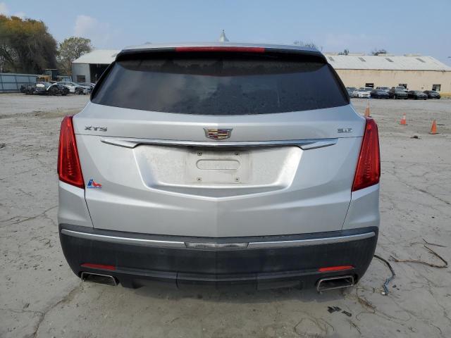  CADILLAC XT5 2017 Серебристый