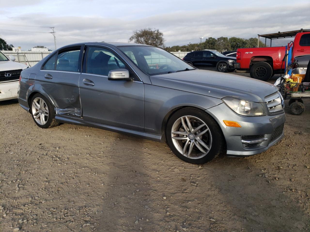 VIN WDDGF4HBXDR263209 2013 MERCEDES-BENZ C-CLASS no.4