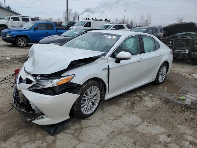  TOYOTA CAMRY 2018 Biały