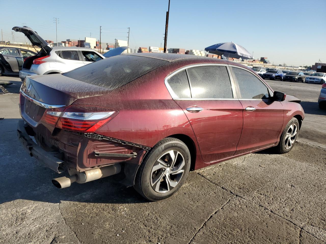 VIN 1HGCR2F37HA118232 2017 HONDA ACCORD no.3