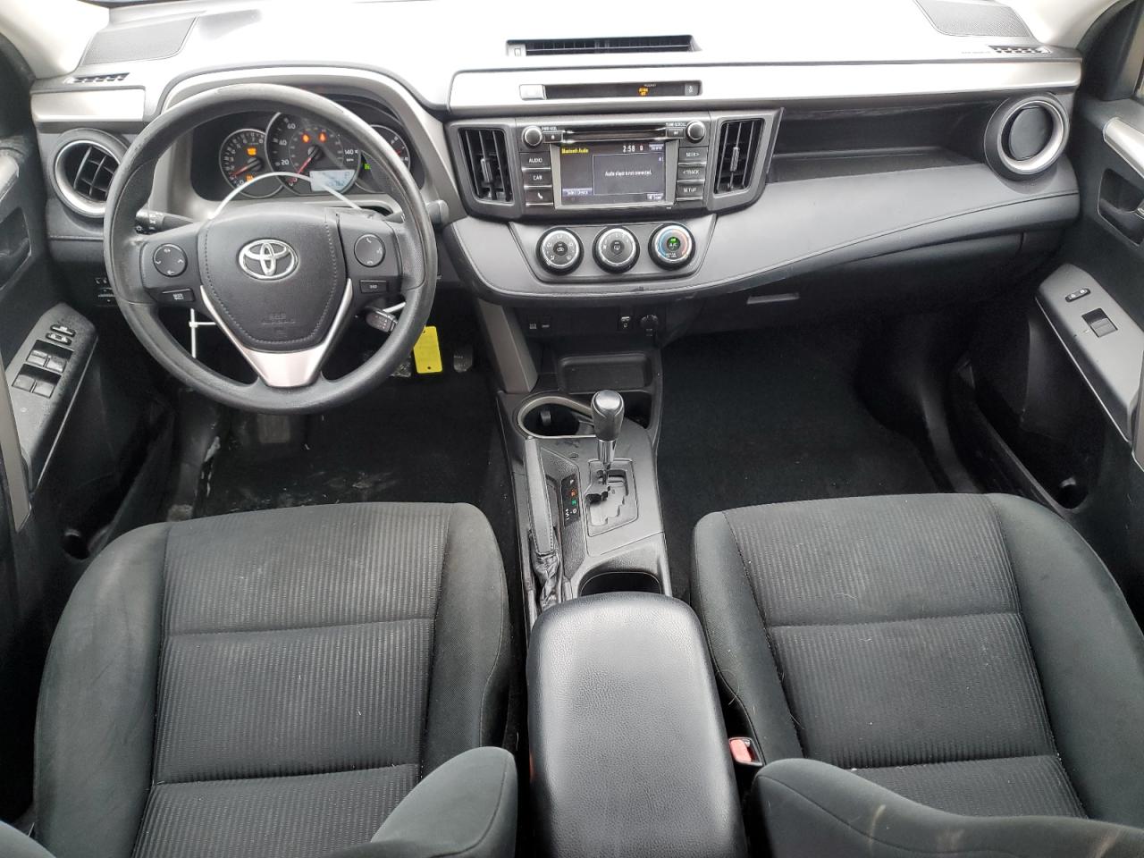 2016 Toyota RAV 4 - Image 8